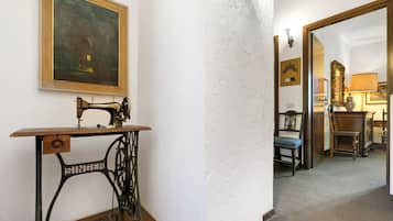 Villa Familiale, plusieurs chambres, 2 salles de bains, cÎté montagne (Three Lakes Villa Varese) | Intérieur
