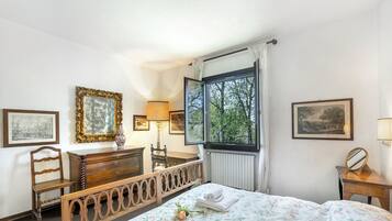 Villa Familiale, 3 chambres, 2 salles de bains, cÎté montagne (Three Lakes Villa Varese)