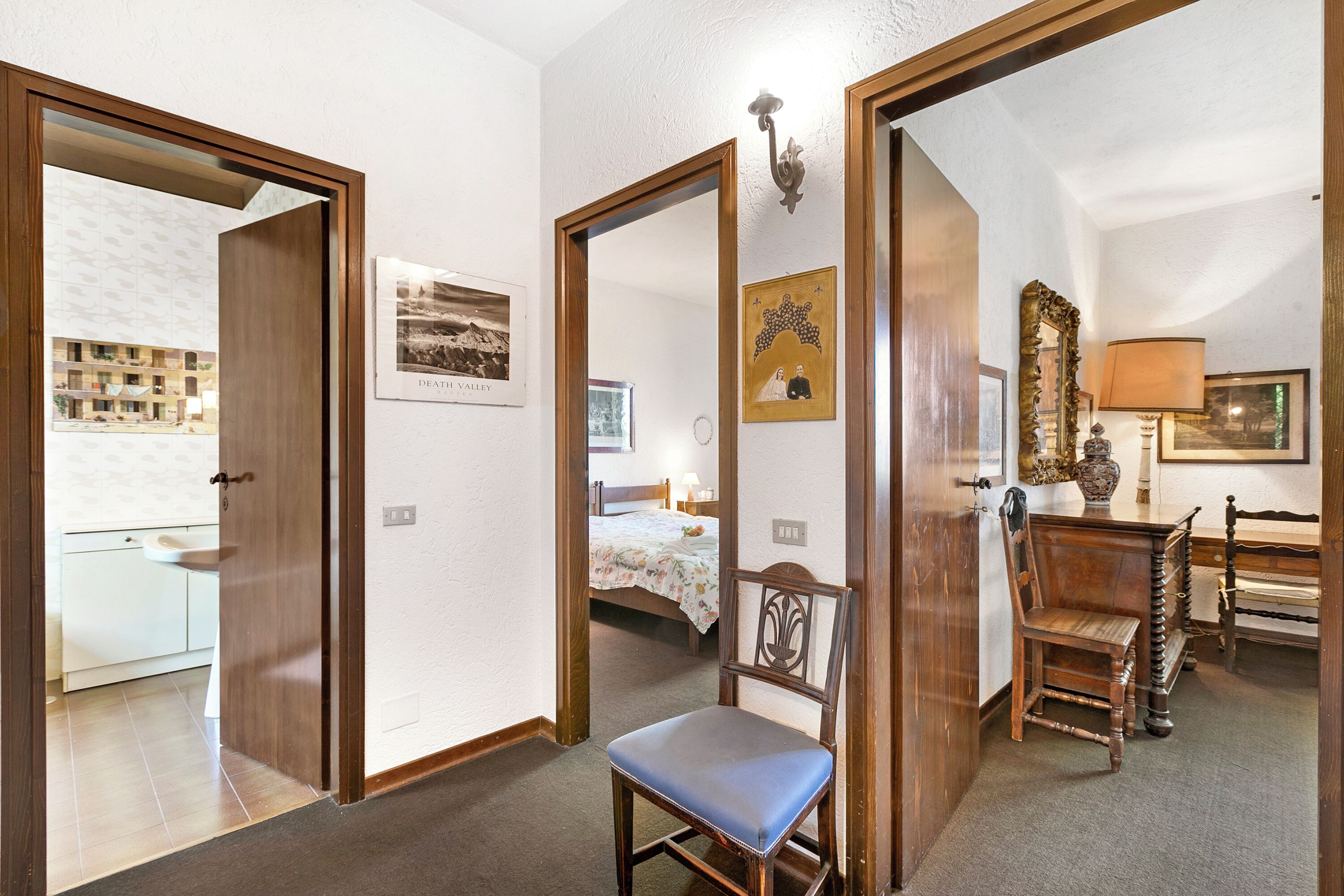 Biệt thự dành cho gia đình, nhiều phòng ngủ, 2 phòng tắm, cạnh núi (Three Lakes Villa Varese) | 3 phòng ngủ, khu vực làm việc phù hợp cho laptop 