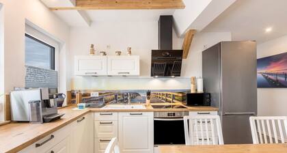 Ferienwohnung 'FeWo Landblick Geiseltal' mit Gemeinschaftsgarten, WLAN und Klimaanlage