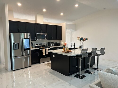 Luxury Home w/ Golf Course Access