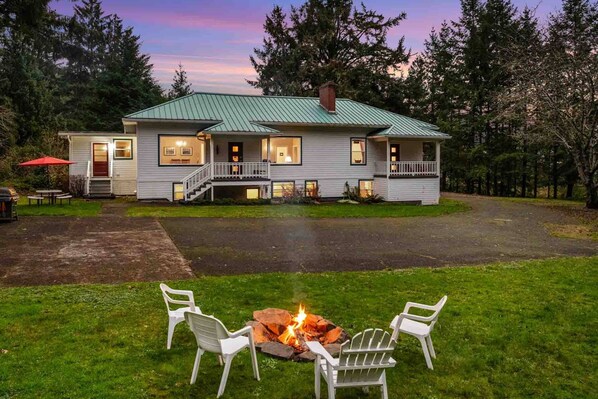 Exterior - Unparalleled Beach Experience, Private Setting as Converted Schoolhouse, Fire-pit, Gazebo, Games (Nehalem)
