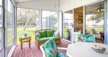 2 Mi to Beach: Gem w/ Enclosed Patio in Selbyville