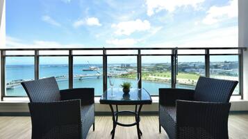 Apartment | Terrace/patio