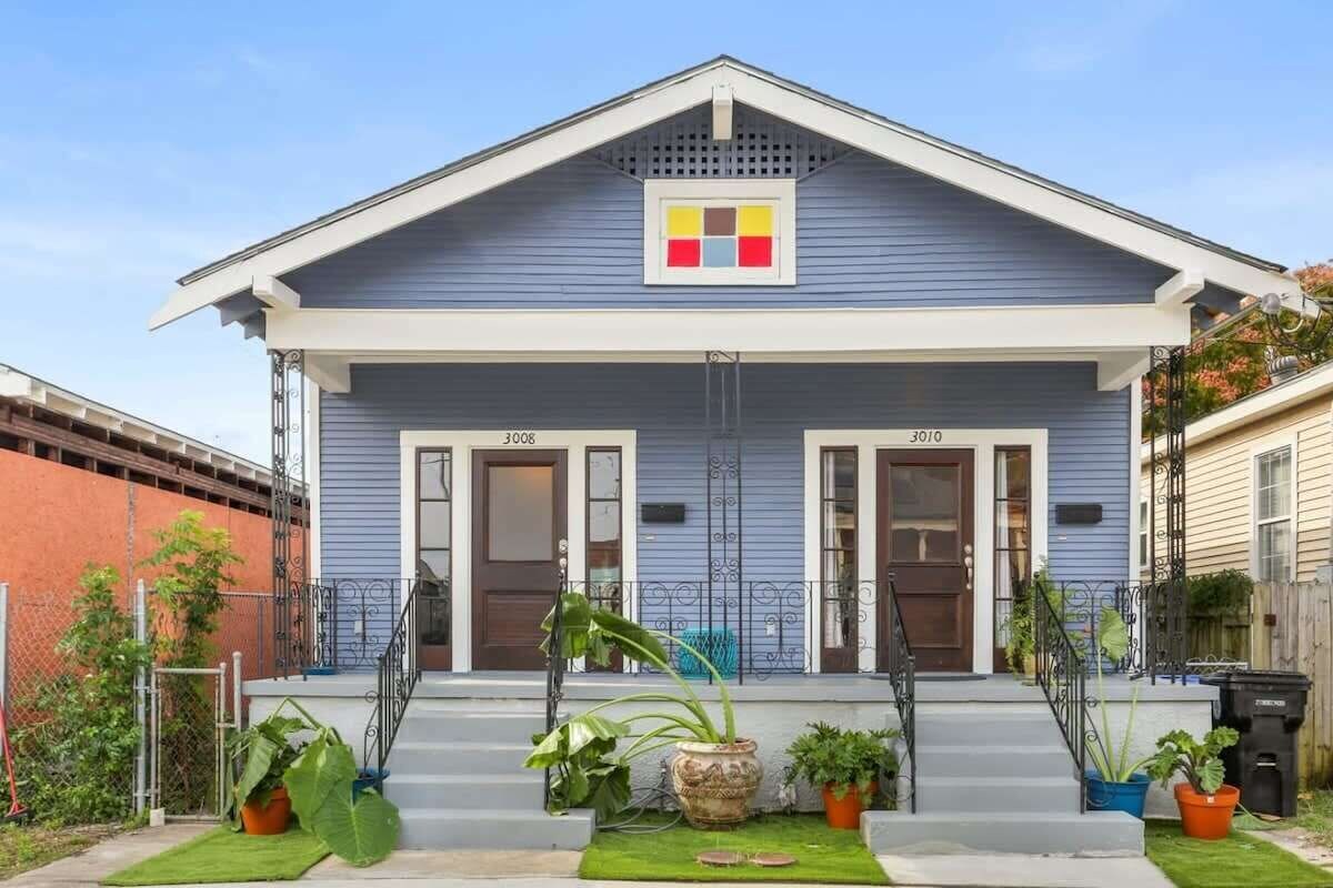 Pristine Mid-City 2BD | Courtyard | Pet Friendly