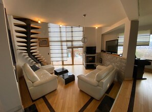 Living room - Villa Sarajevo Hills (Sarajevo)