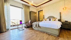Roupas de cama premium, edredons de pluma, escrivaninha