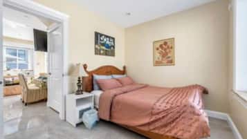 3 chambres, fer et planche Ă repasser, Wi-Fi, draps fournis