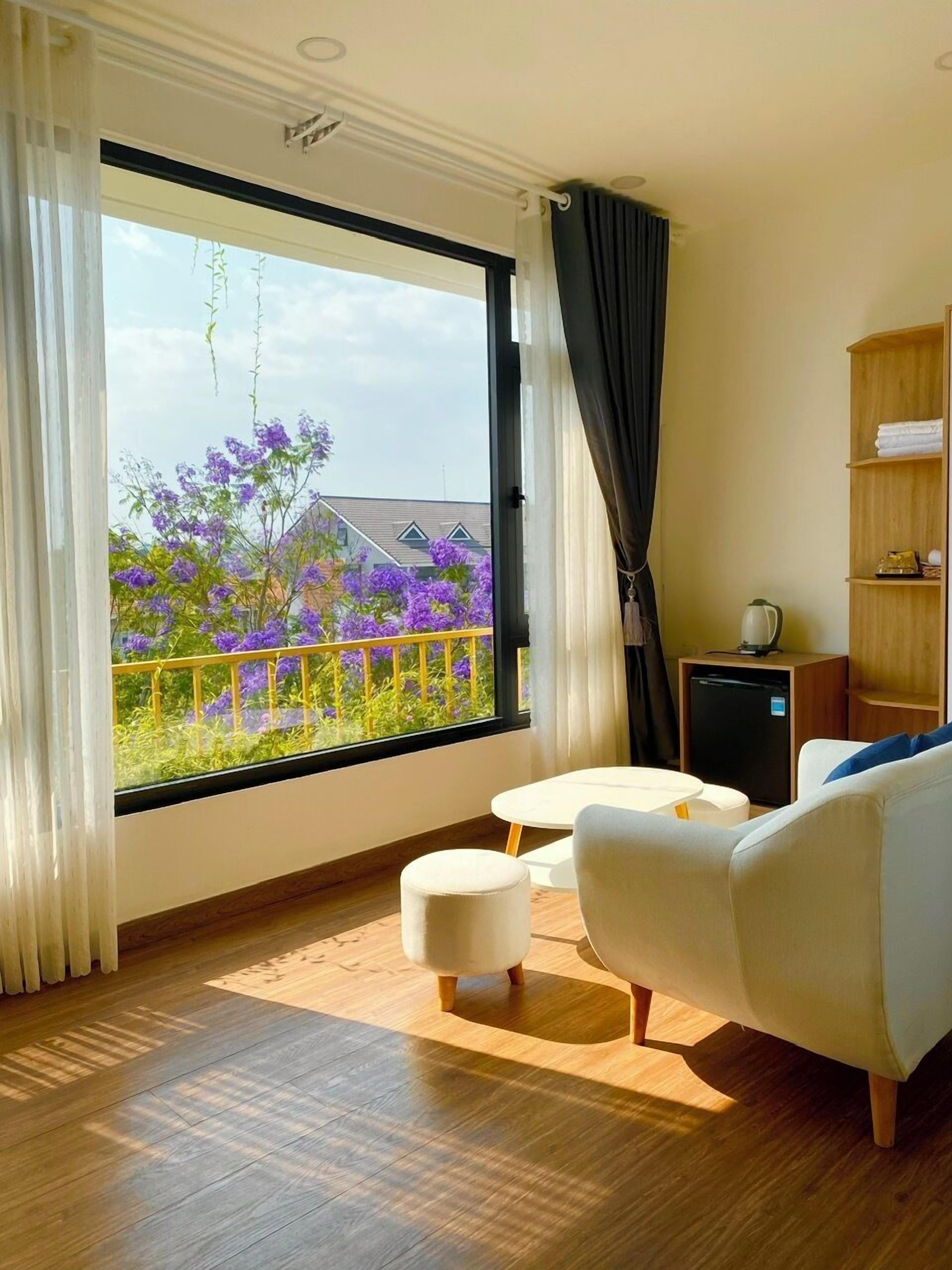 Honeymoon Studio, 1 Queen Bed