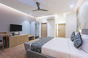 1 habitación, caja de seguridad en la habitación y muebles diferentes 