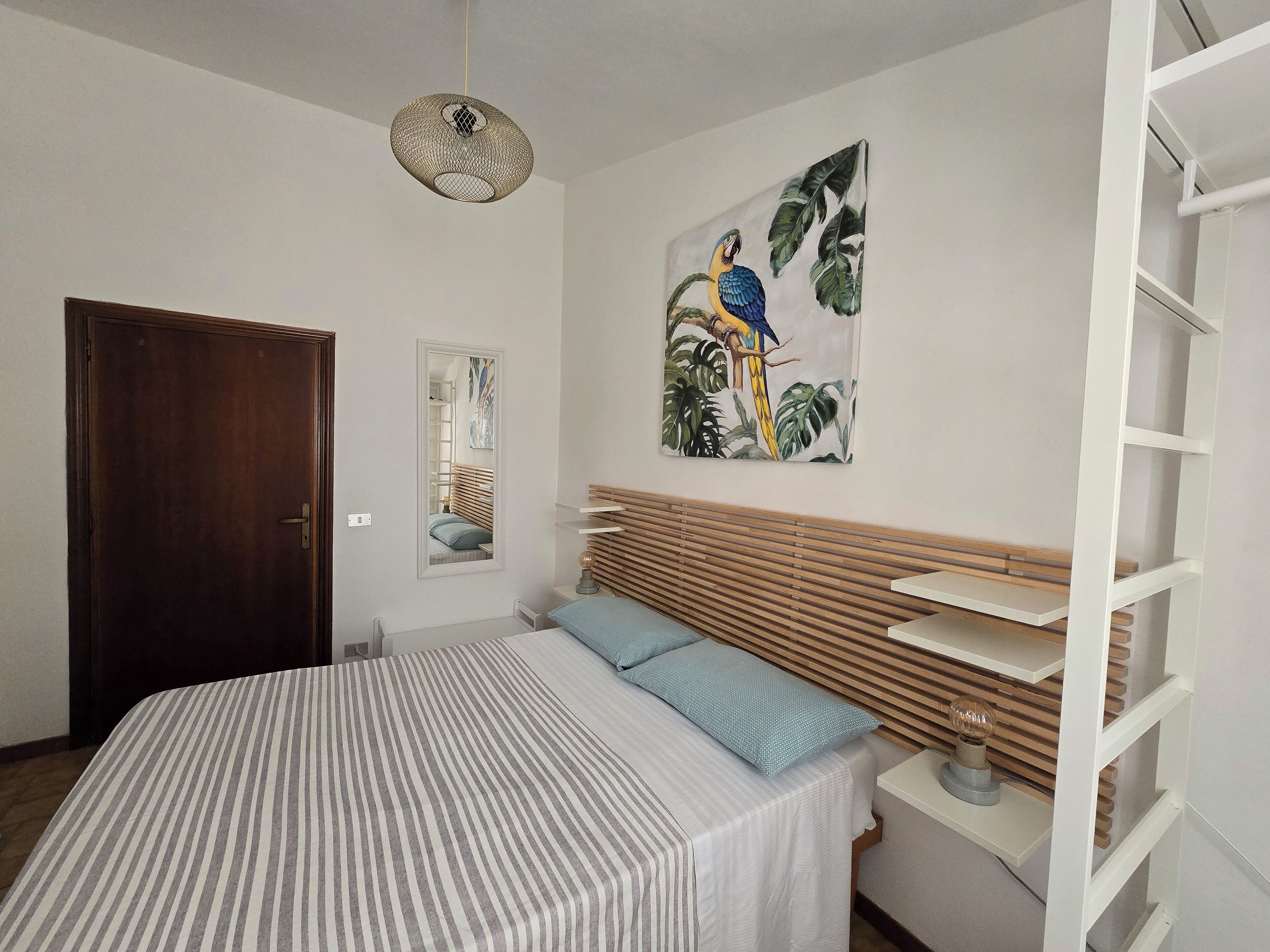 2 chambres, fer et planche à repasser, lit parapluie, Wi-Fi gratuit