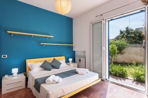 3 bedrooms, iron/ironing board, travel cot, WiFi