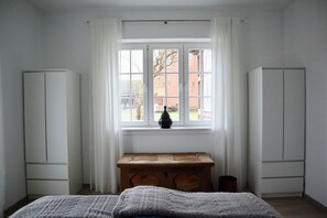 4 多间卧室、熨斗/熨衣板、旅行婴儿床、免费 WiFi