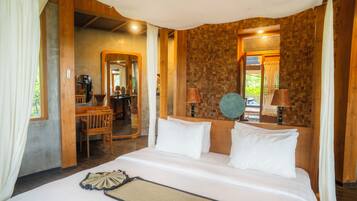 Mandala Room | Literie de qualité supérieure, coffres-forts dans les chambres