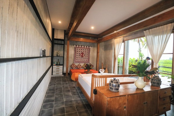 Yin Yang Room | 거실 공간