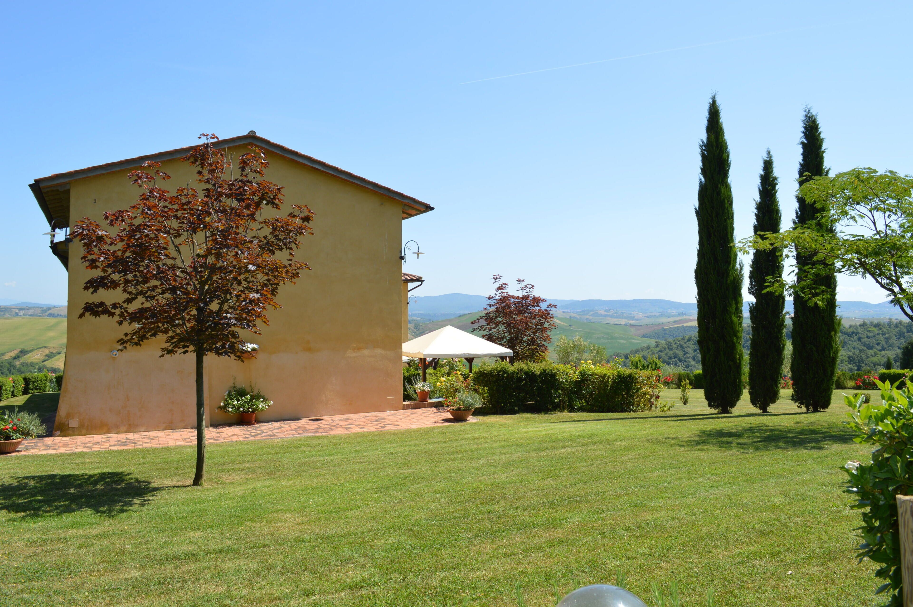 Apartment, 2 Bedrooms, Smoking, Patio | Golf