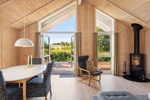 Lovely summer house with Spa close to the beach