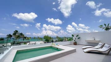 Luxury Penthouse, 3 Bedrooms, Private Pool | In-room safe, laptop workspace, iron/ironing board, free WiFi