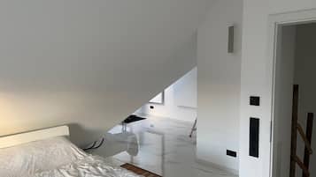 4 camere, Wi-Fi, lenzuola
