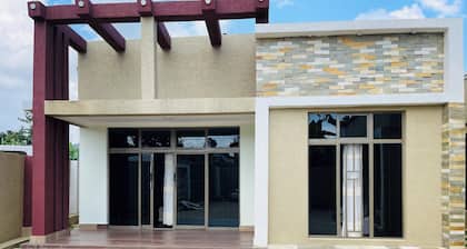 Mountain View, Charm and comfort: Unwind in Paradise: Anelie Apartment Awaits