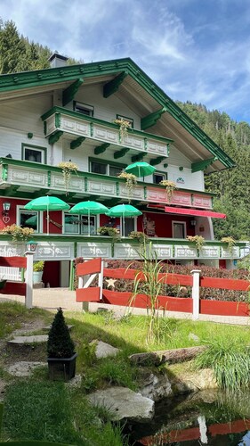 Ferienwohnung Flying Hirsch für 4 Personen mit 2 Schlafzimmer