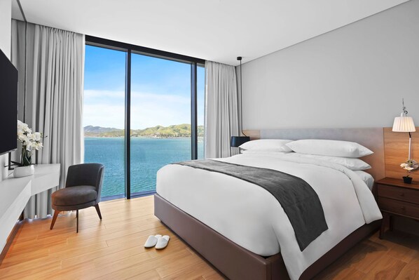 Suite, 1 Bedroom, Non Smoking, Harbor View