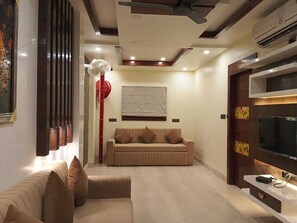 Interior - Hotel Divyanshi Inn (Varanasi)