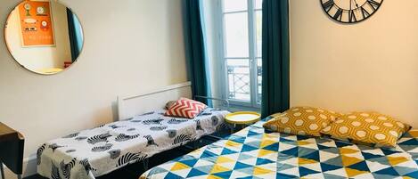 1 habitación, tabla de planchar con plancha, wifi y ropa de cama