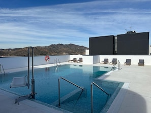 Pool - Urban Sky Tower Malaga Center 27 by P&O (Málaga)