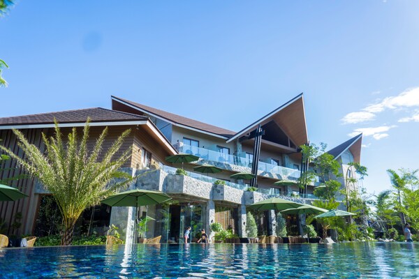 Selah Vie Resort Hotel - Bantay