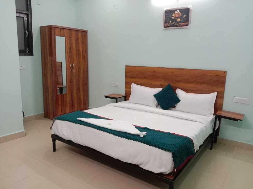 Double Room | Free WiFi