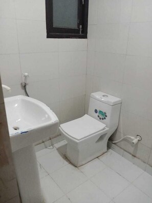 Bathroom - Hotel Soho Sector 51 Noida (Noida)