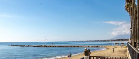 Aan het strand
