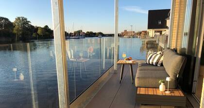 Pfahlhaus Meerzeit in bester Lage auf der Harle in Carolinensiel Harlesiel