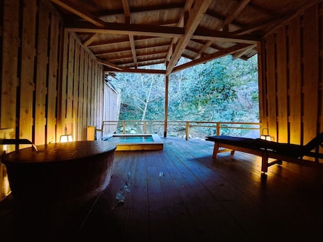 Luxury Room, River View, Corner (with Open-Air Bath, 105) | Bathroom | Separate tub and shower, free toiletries, hair dryer, towels