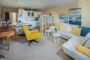 Fernseher, Stereoanlage