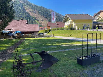 3 campspace with shower, toilet and electricity. in the winter no shower. 