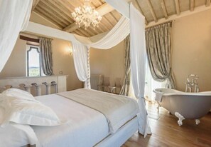 8 Schlafzimmer, Reisekinderbett, kostenloses WLAN