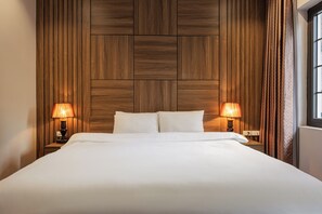 Habitación doble Deluxe | Minibar, escritorio, espacio para trabajar con laptop y wifi gratis 