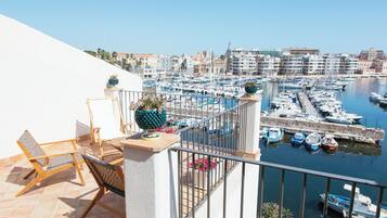 Chambre Deluxe, terrasse, vue sur la mer | Extérieur