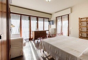 3 chambres, accès au Wi-Fi (inclus)