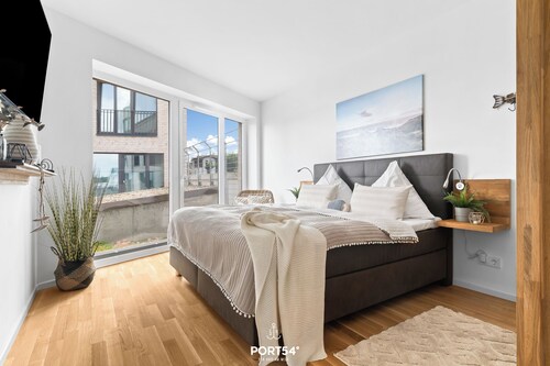 Schleiquartier - Hafenblick, Terrasse, Strandkorb, Aufzug, Dusche, Tiefgarage