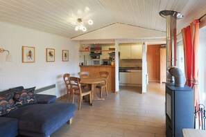 Télévision, cheminée