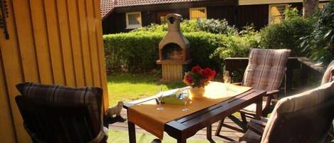 屋外ダイニングエリア