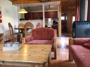 Tv och eldstad
