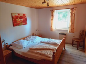 2 bedrooms, free WiFi