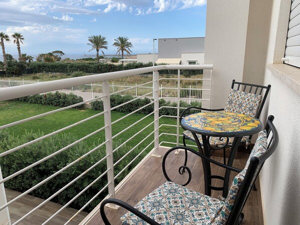 經典雙人或雙床房, 海景 | 埃及棉床單、高級寢具、特厚豪華床墊、房內夾萬