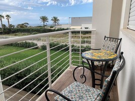 Classic Double or Twin Room, Sea View | Egyptian cotton sheets, premium bedding, pillowtop beds, in-room safe