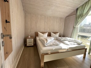 2 bedrooms, free WiFi