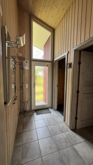 Interior - Seeschwalbe 166 - Das Skandinavische Familienhaus für 4 mit Sauna und Whirlpool (Mirow)
